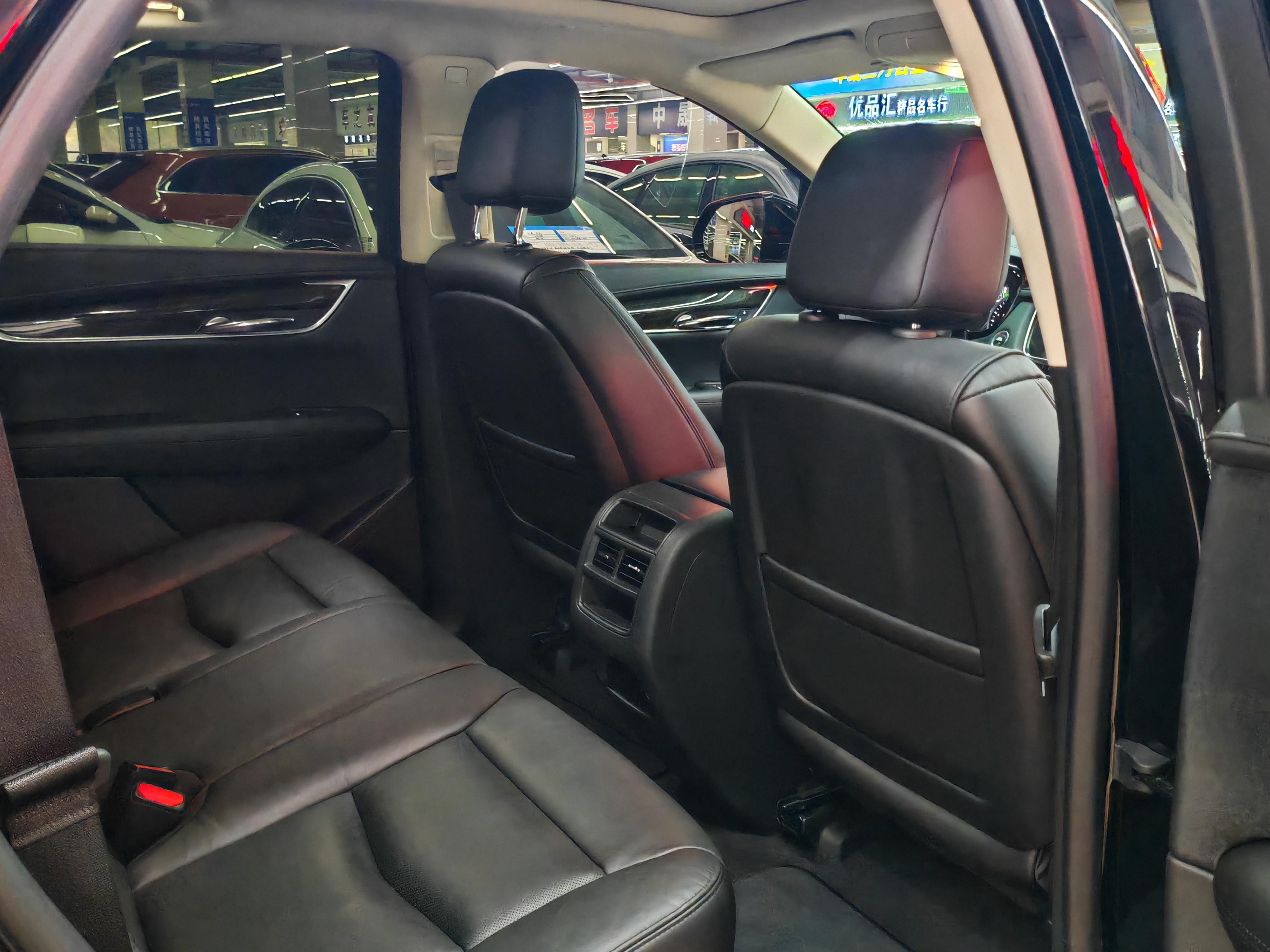 Cadillac XT5 2018 thumb 9