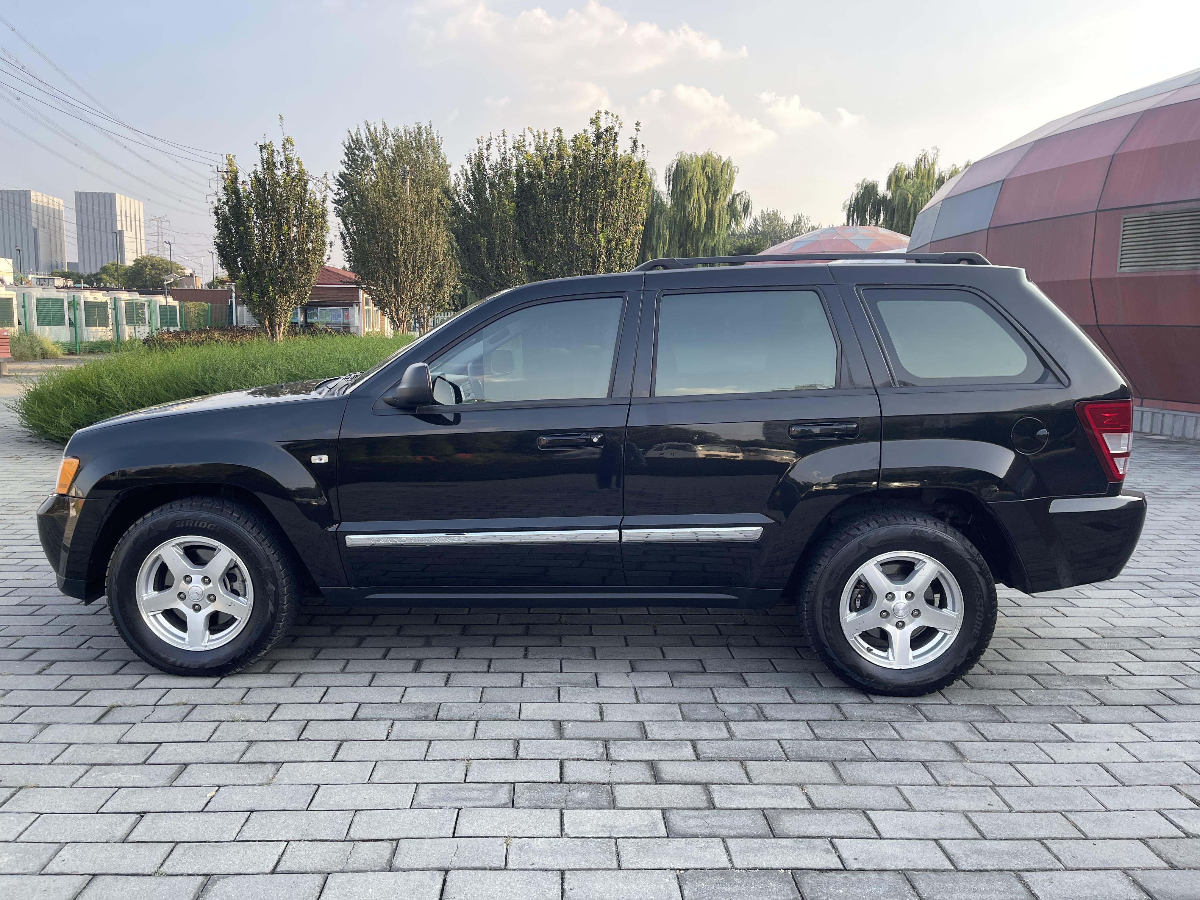 Jeep Grand Cherokee 2009 thumb 2