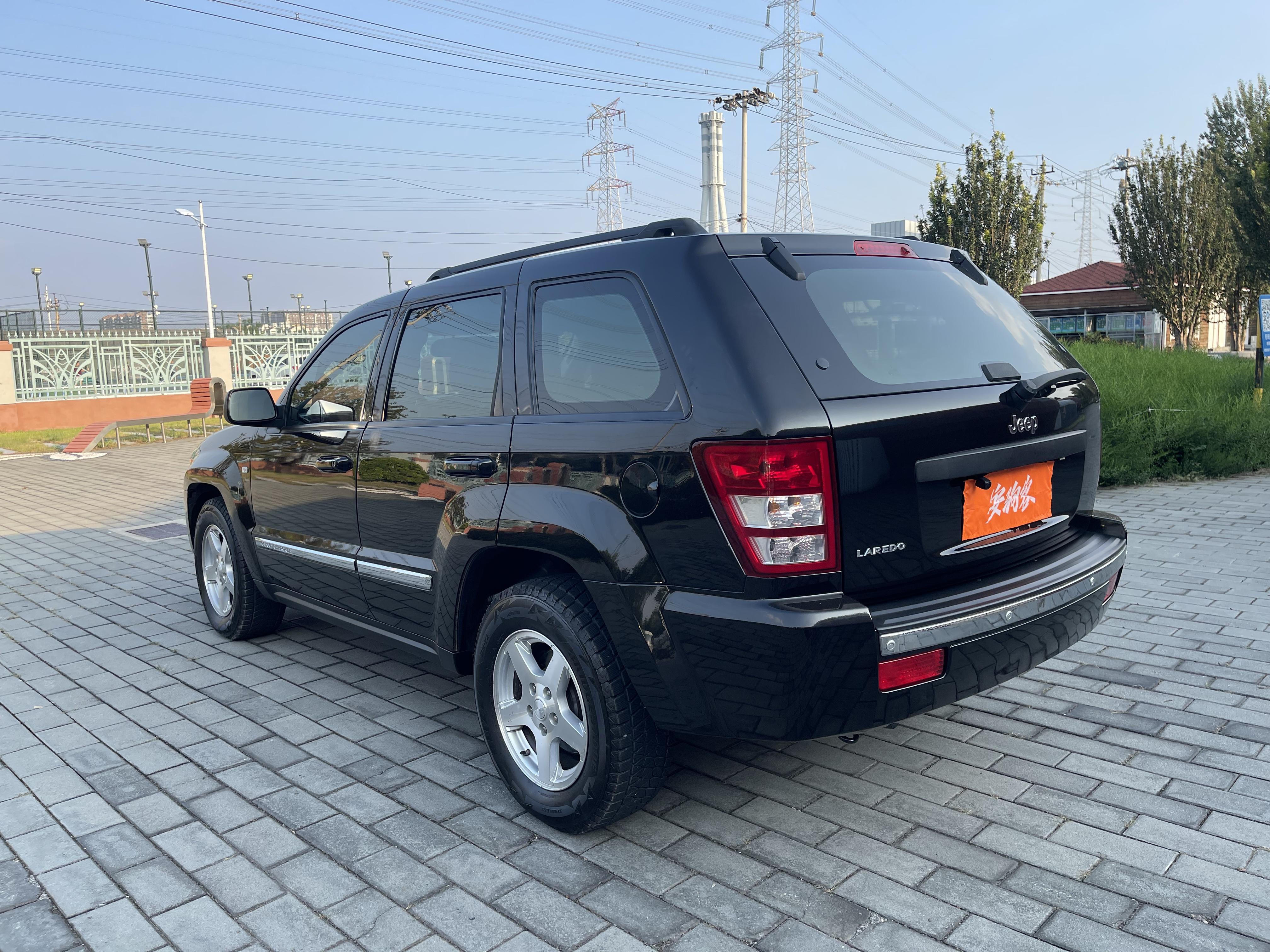 Jeep Grand Cherokee 2009 thumb 3