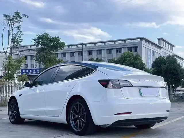 BYD Han 2023 thumb 8