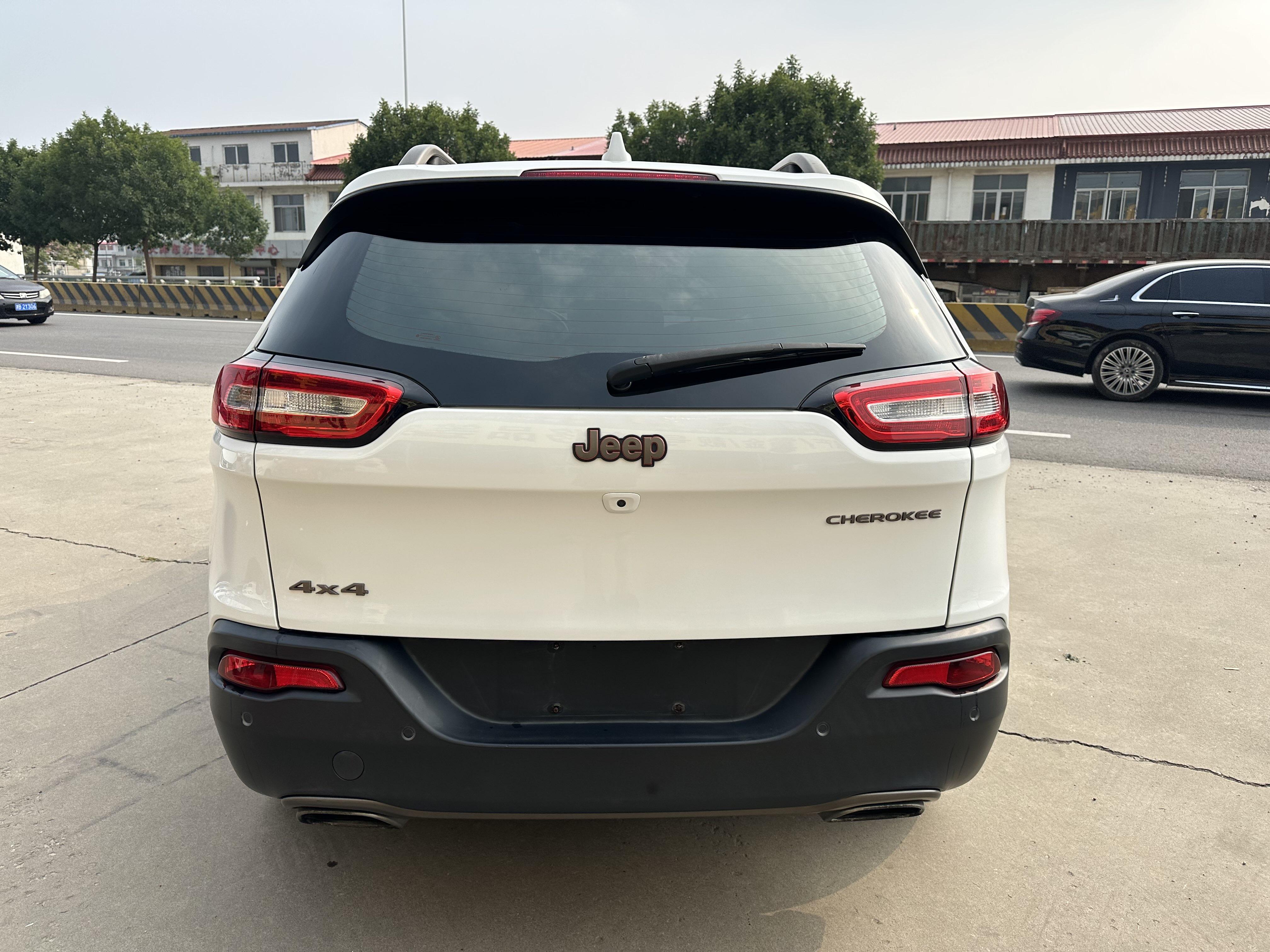 Jeep Renegade 2016 thumb 4