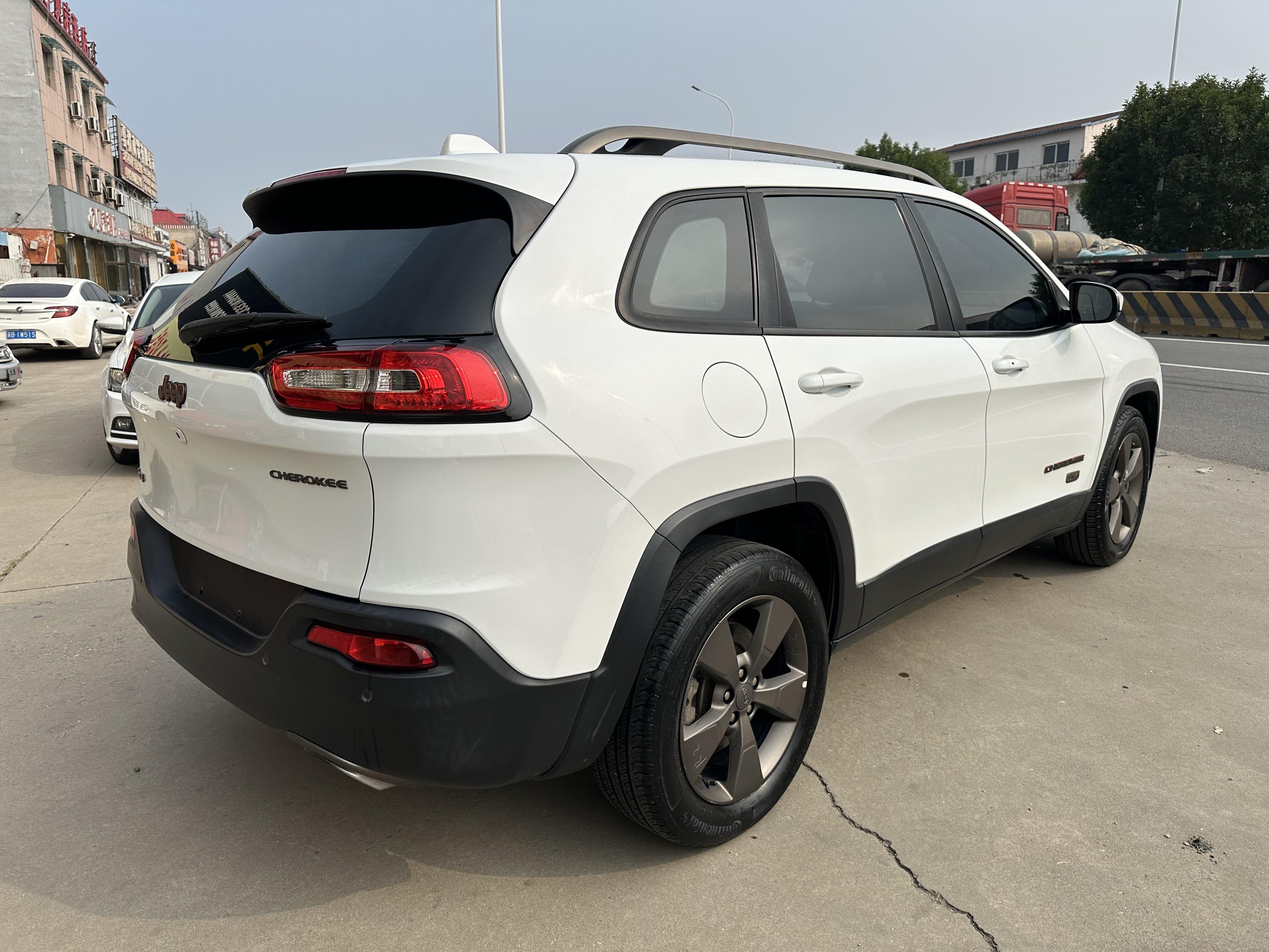 Jeep Renegade 2016 thumb 5