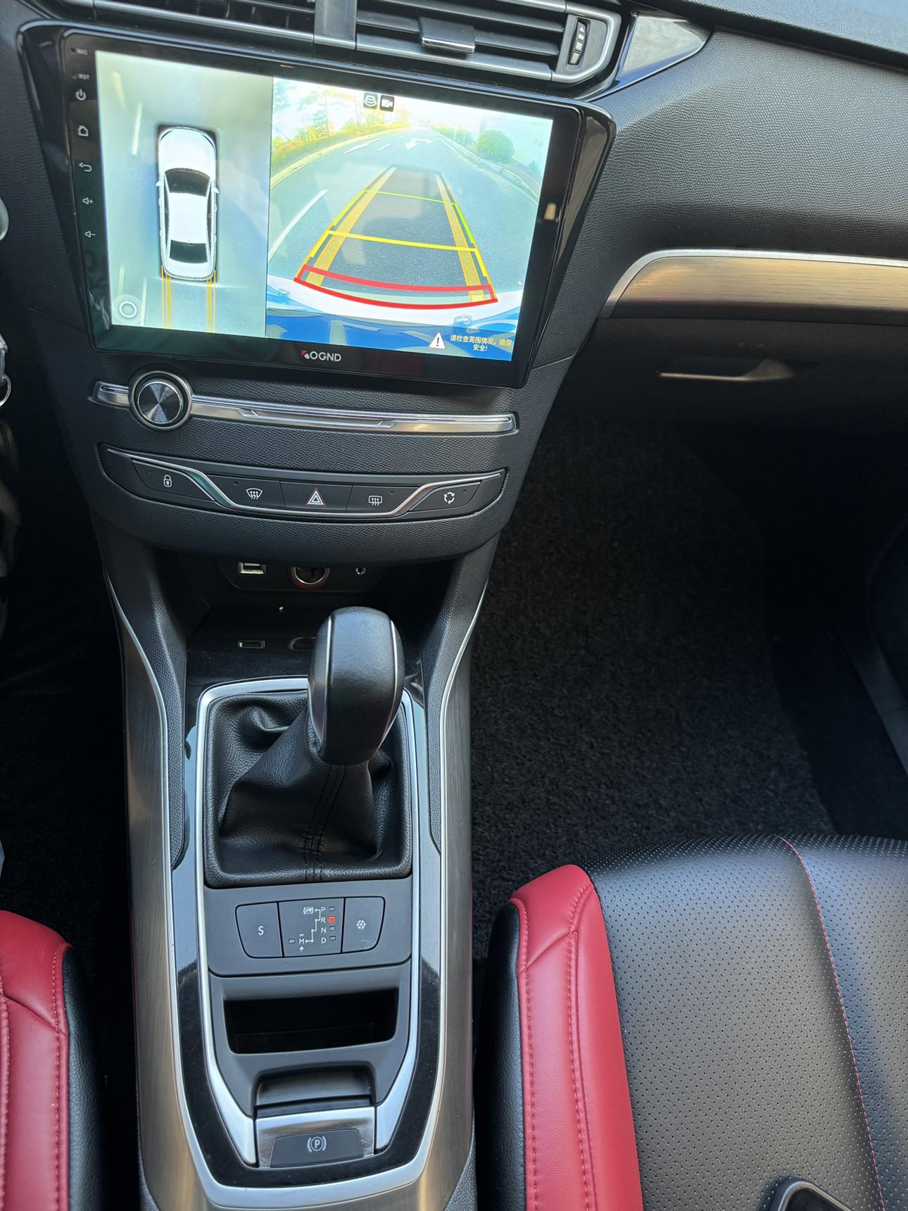 Peugeot 408 2017 thumb 9