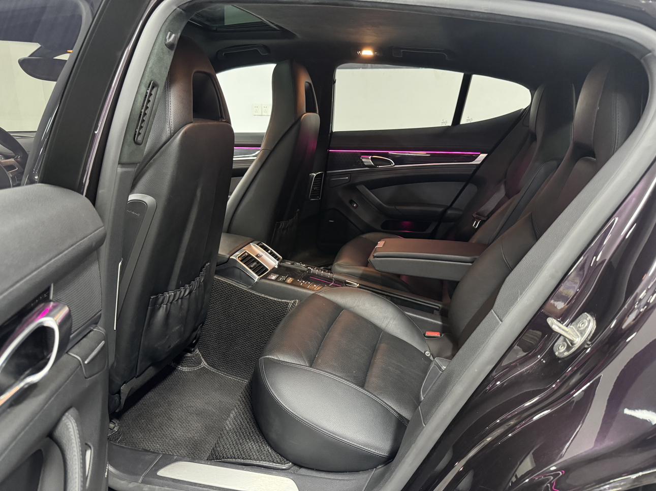 Porsche Panamera 2015 thumb 6