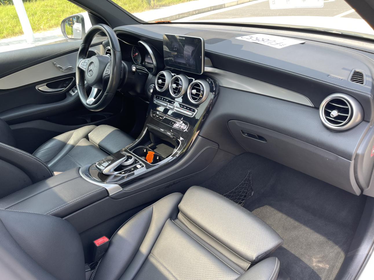 Mercedes-Benz GLC 2017 thumb 10