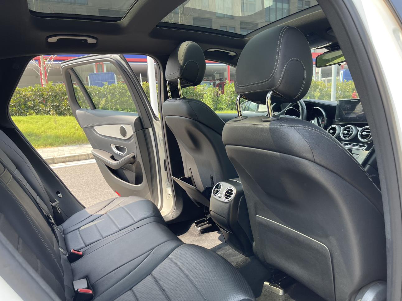 Mercedes-Benz GLC 2017 thumb 12