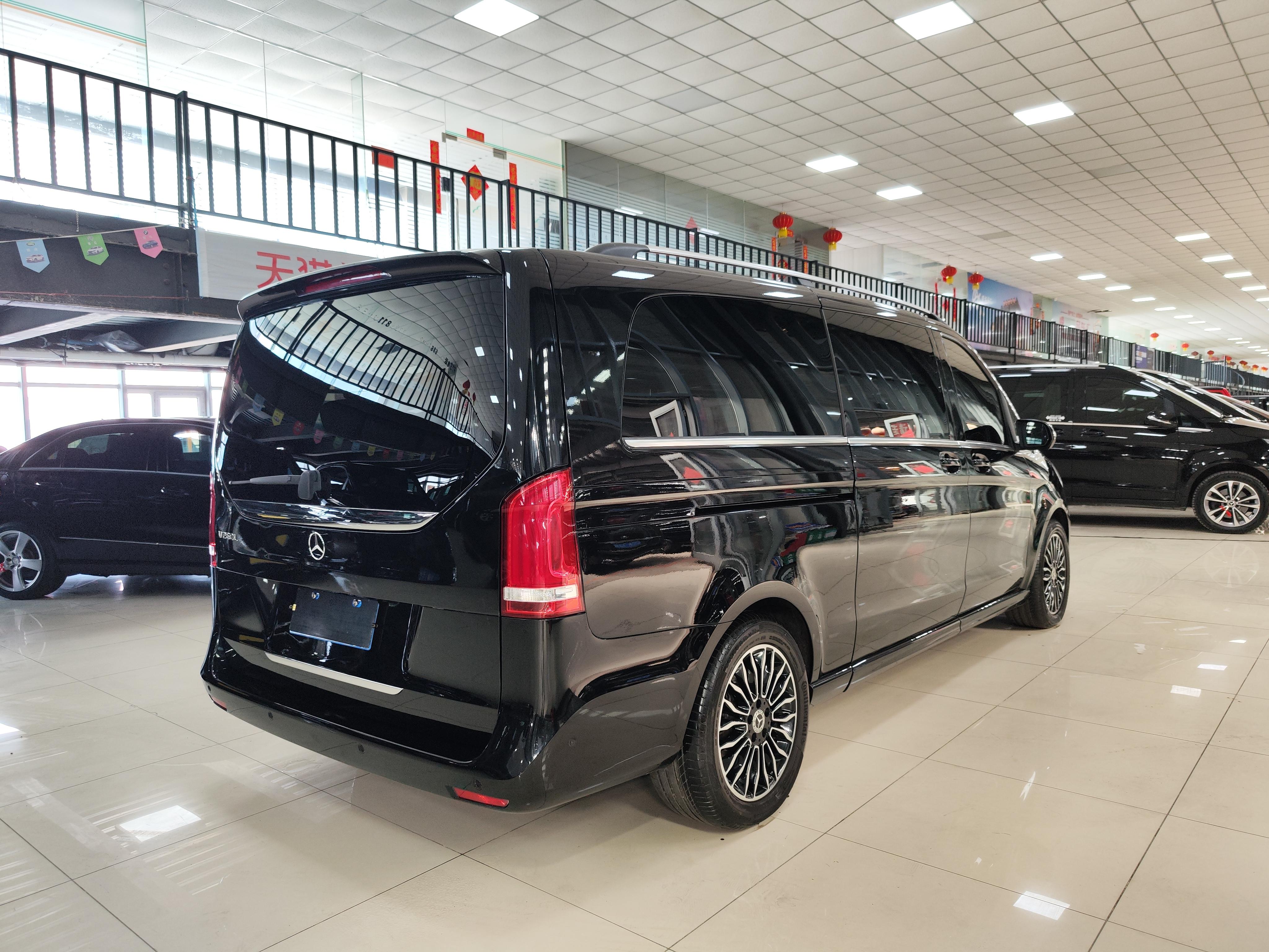 Mercedes-Benz V-Класс 2019 thumb 4