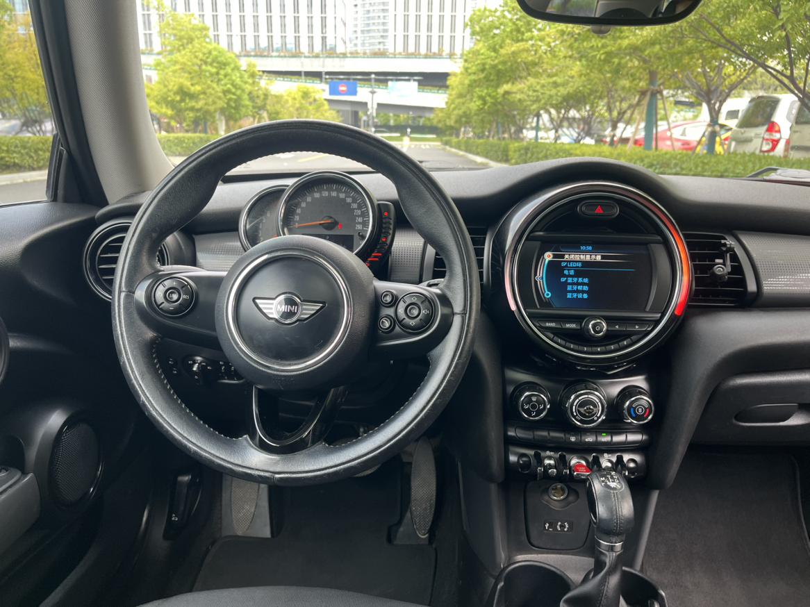Mini Hatch 2015 thumb 10