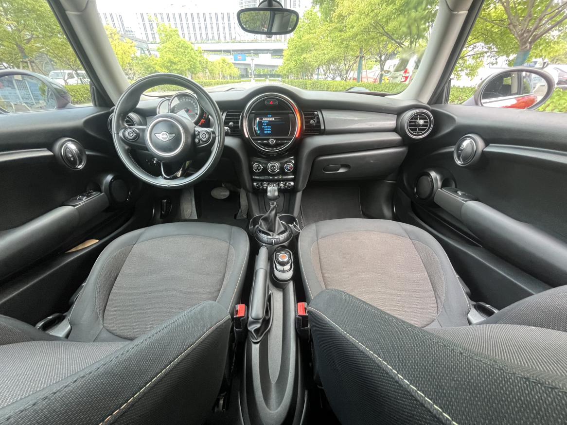 Mini Hatch 2015 thumb 12