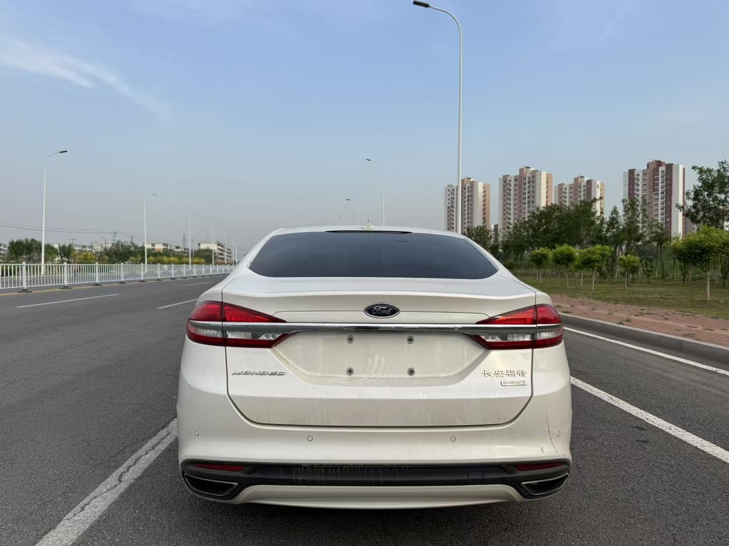 Ford Mondeo 2018 thumb 3