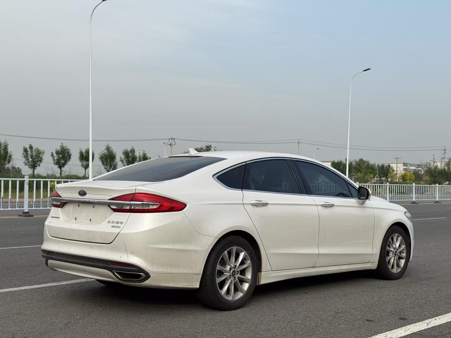 Ford Mondeo 2018 thumb 4