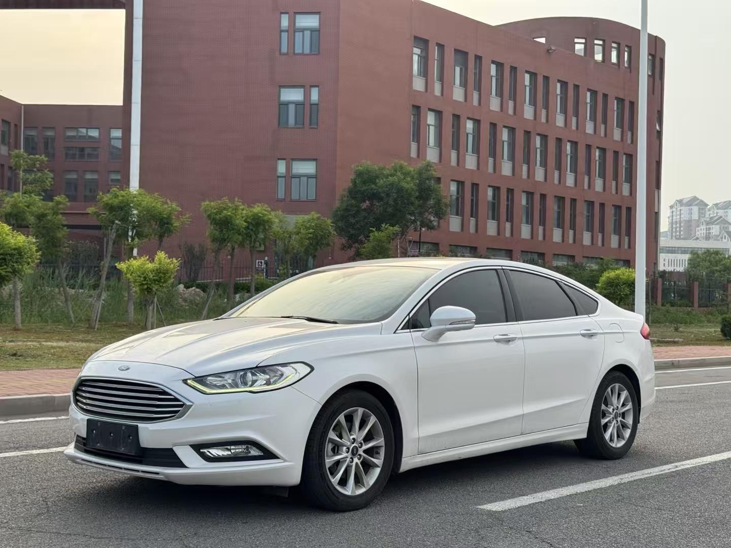 Ford Mondeo 2018 thumb 8