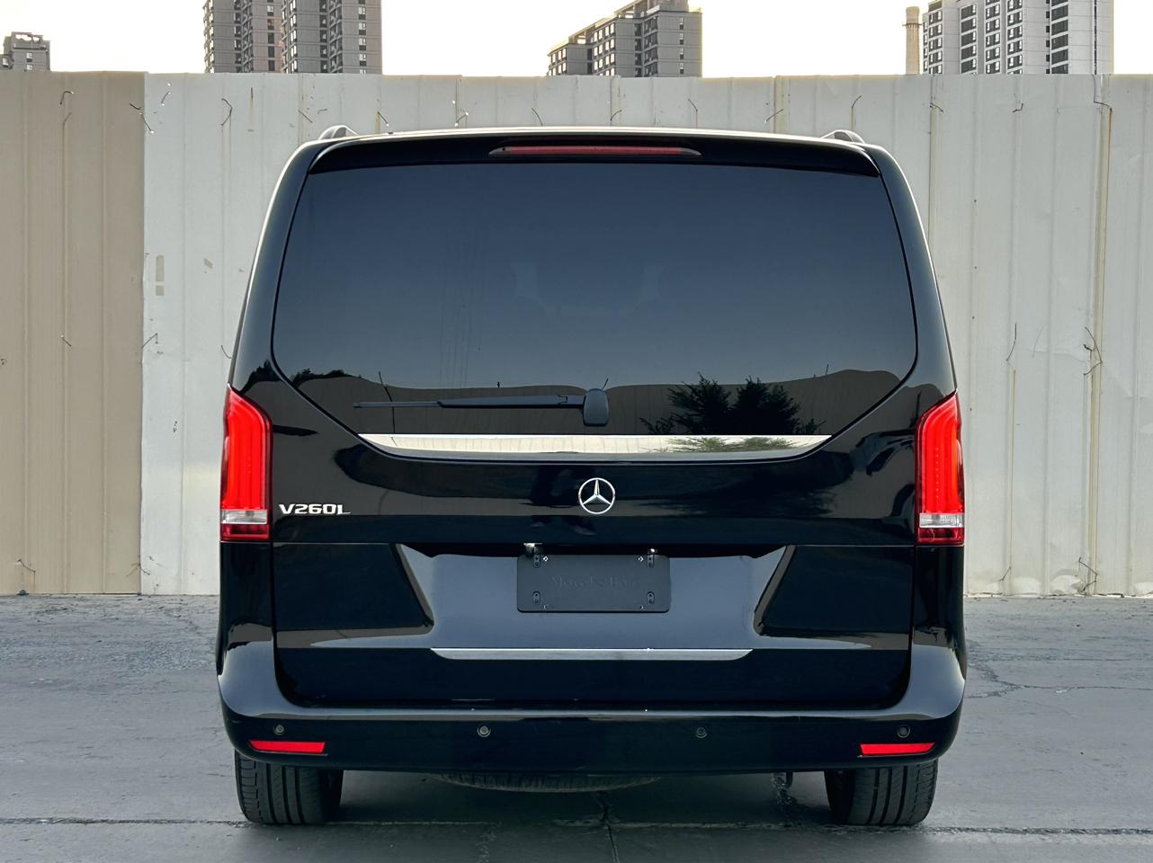 Mercedes-Benz V-Класс 2024 thumb 3