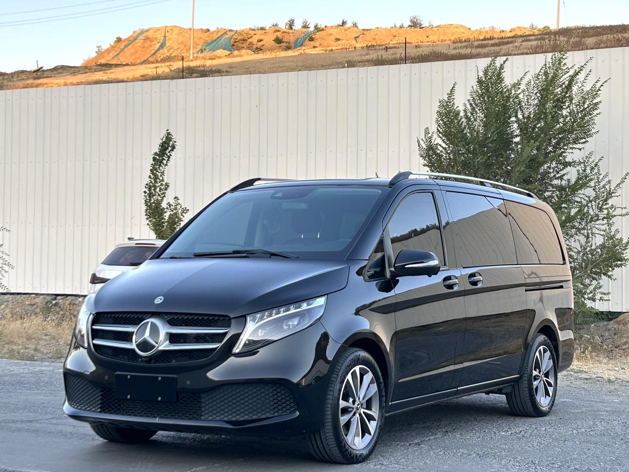 Mercedes-Benz V-Класс 2024 thumb 9