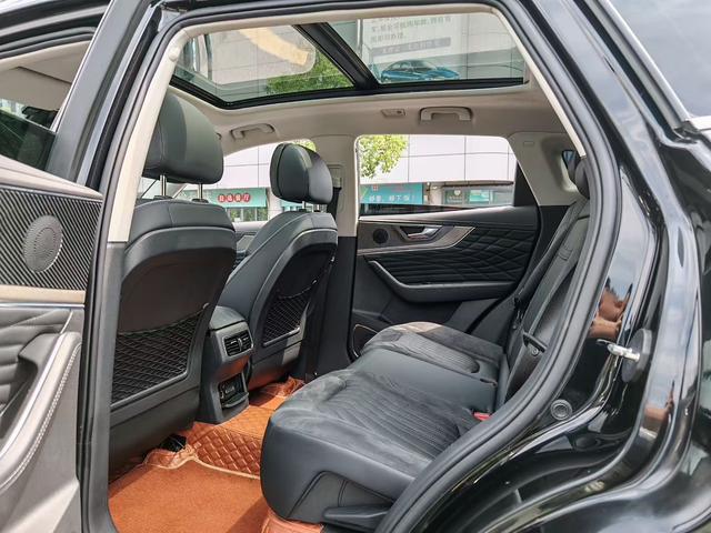 Hongqi HS5 2022 thumb 3
