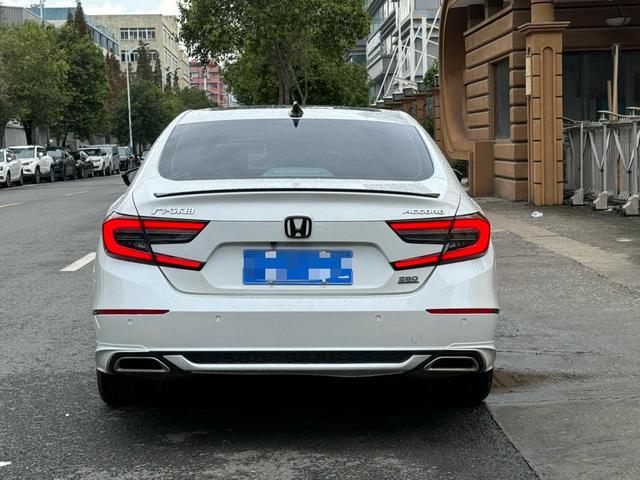 Honda Accord 2022 thumb 2