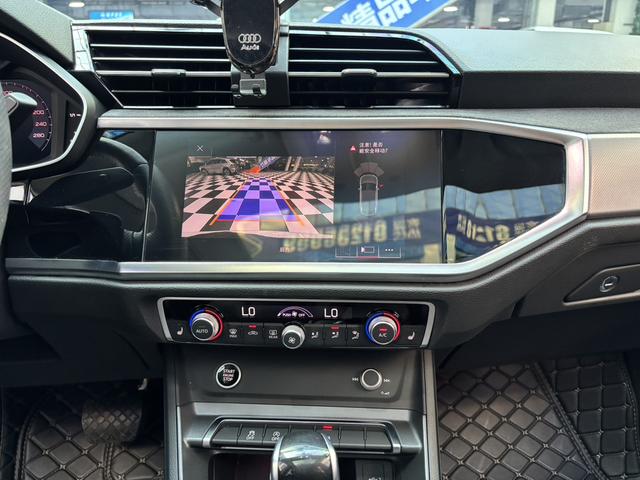 Audi Q3 2022 thumb 8