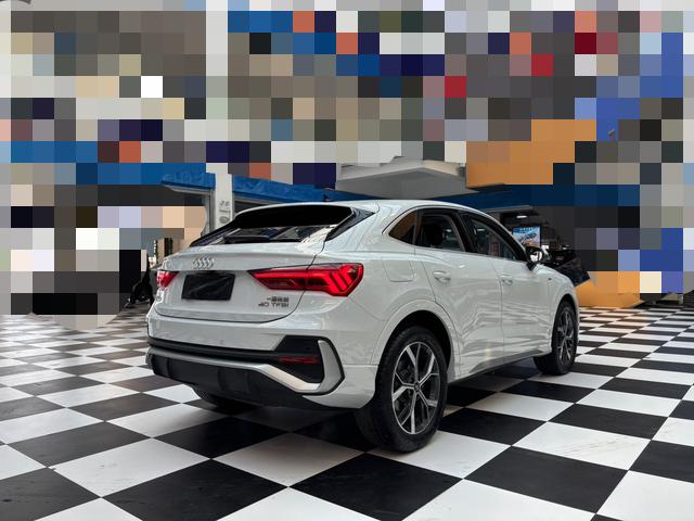 Audi Q3 2022 thumb 11