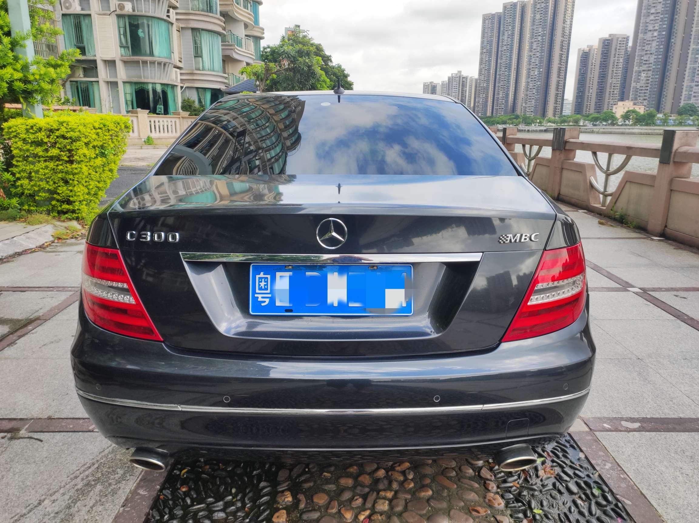 Mercedes-Benz C-Class 2012 thumb 4