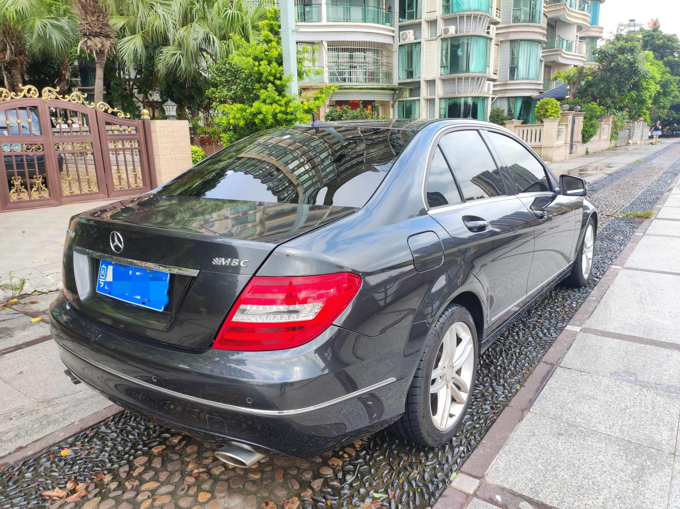 Mercedes-Benz C-Class 2012 thumb 5