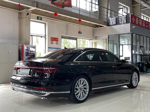 Audi A8 2022 thumb 5