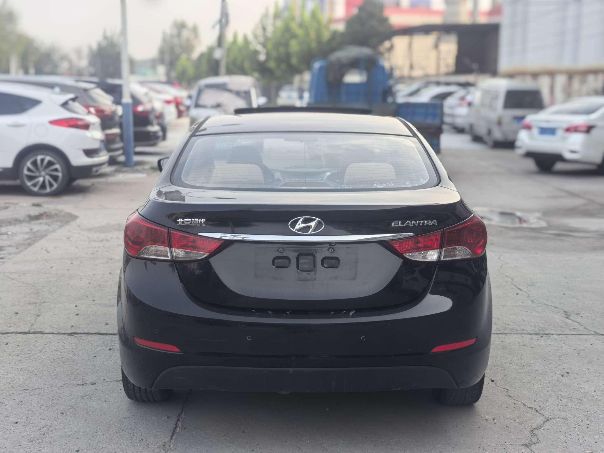 Hyundai Elantra 2012 thumb 4
