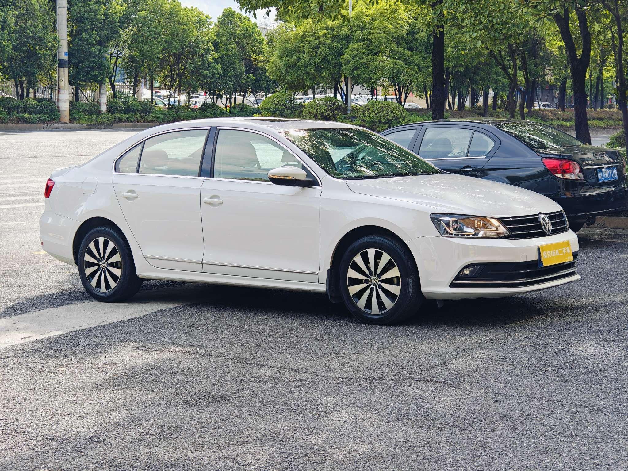 Volkswagen Sagitar 2018 thumb 11