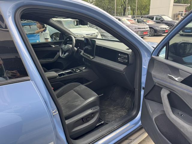 Volkswagen Tiguan 2024 thumb 5