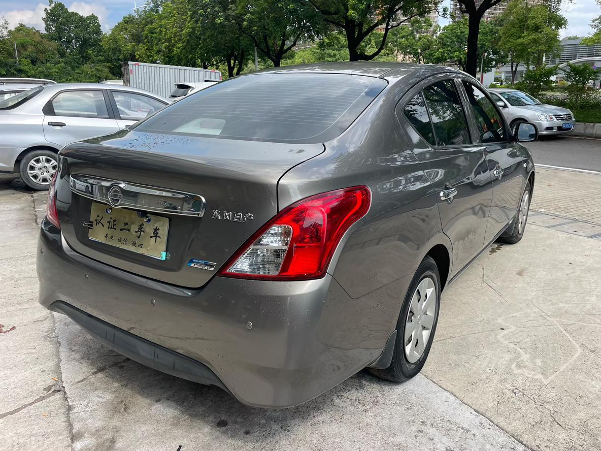 Nissan Sunny 2017 thumb 4