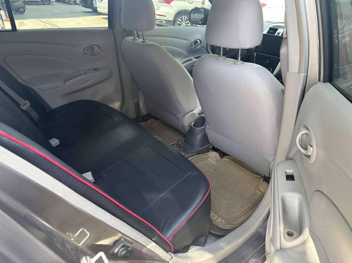 Nissan Sunny 2017 thumb 6