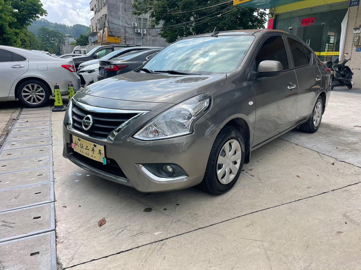 Nissan Sunny 2017 thumb 10
