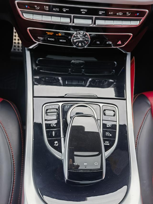 Mercedes-Benz G-Class 2019 thumb 8