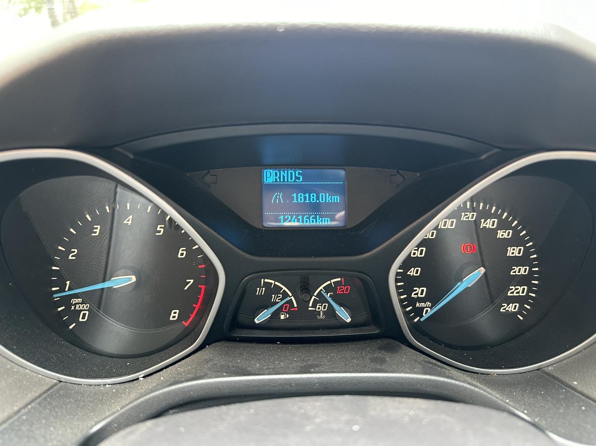 Ford Focus ST 2015 thumb 9
