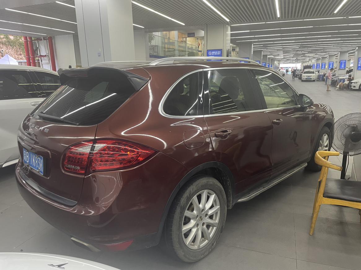 Porsche Cayenne 2013 thumb 4