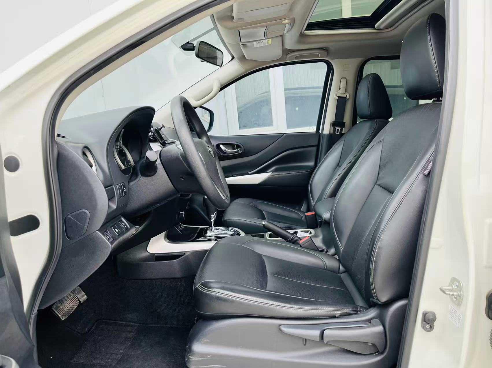 Nissan Patrol 2022 thumb 11