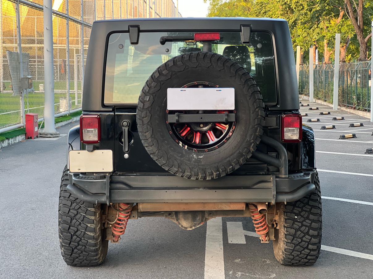Jeep Wrangler 2018 thumb 4