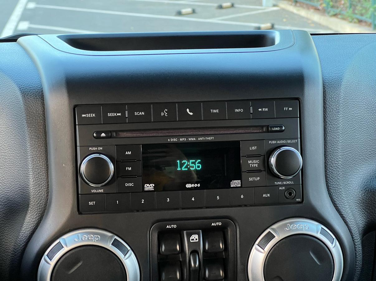 Jeep Wrangler 2018 thumb 9