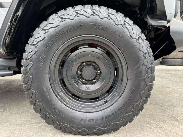 Tank 300 2021 thumb 10