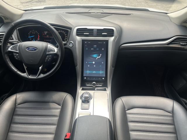 Ford Mondeo 2020 thumb 4