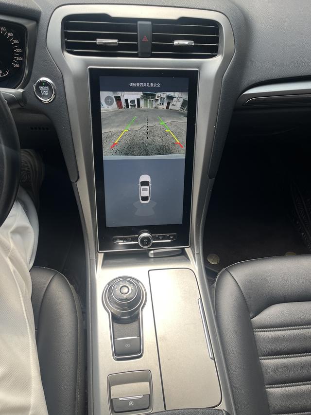 Ford Mondeo 2020 thumb 6
