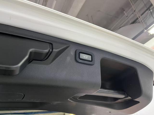 Land Rover Discovery Sport 2020 thumb 5