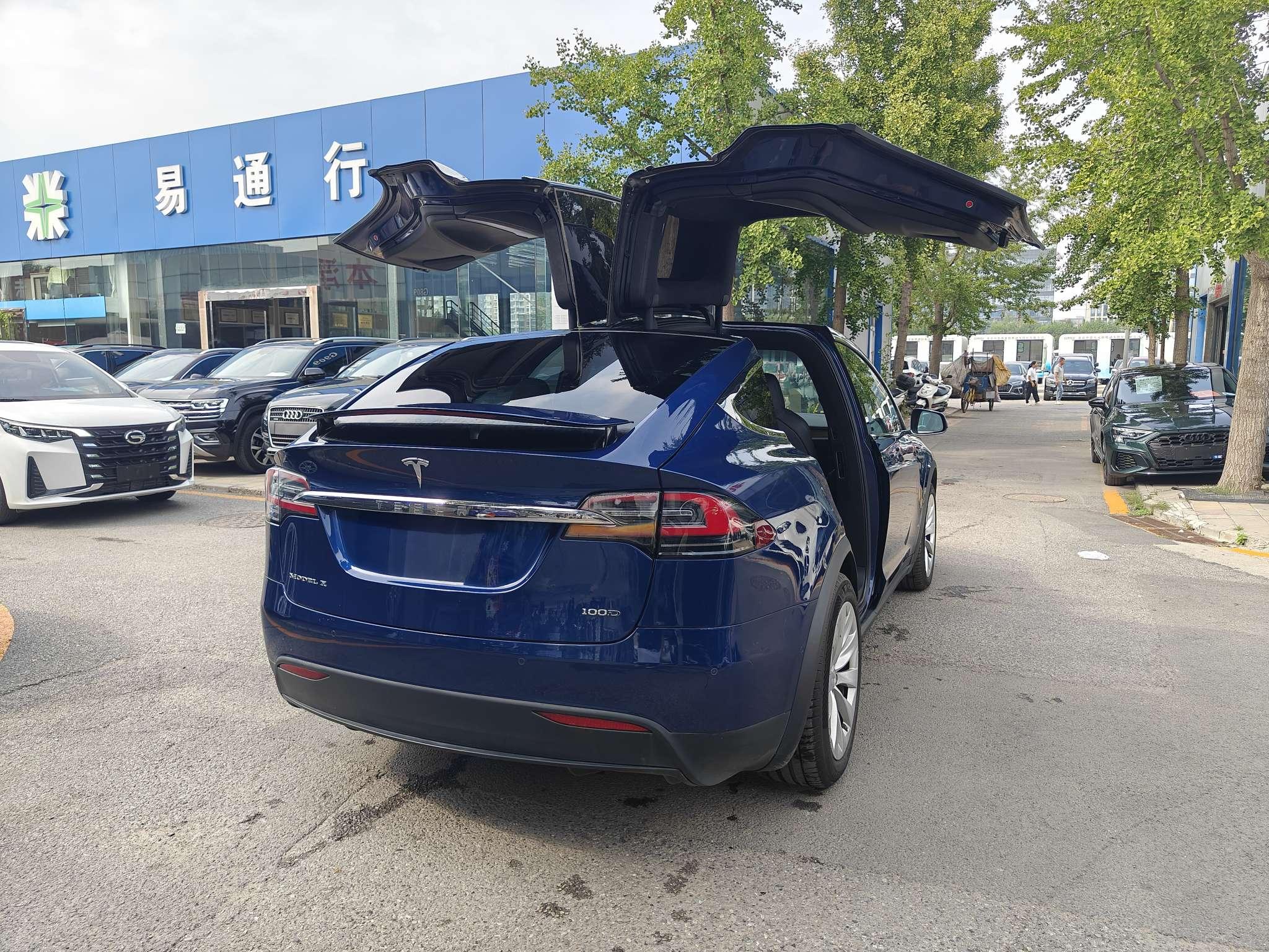 Tesla Model X 2019 thumb 4