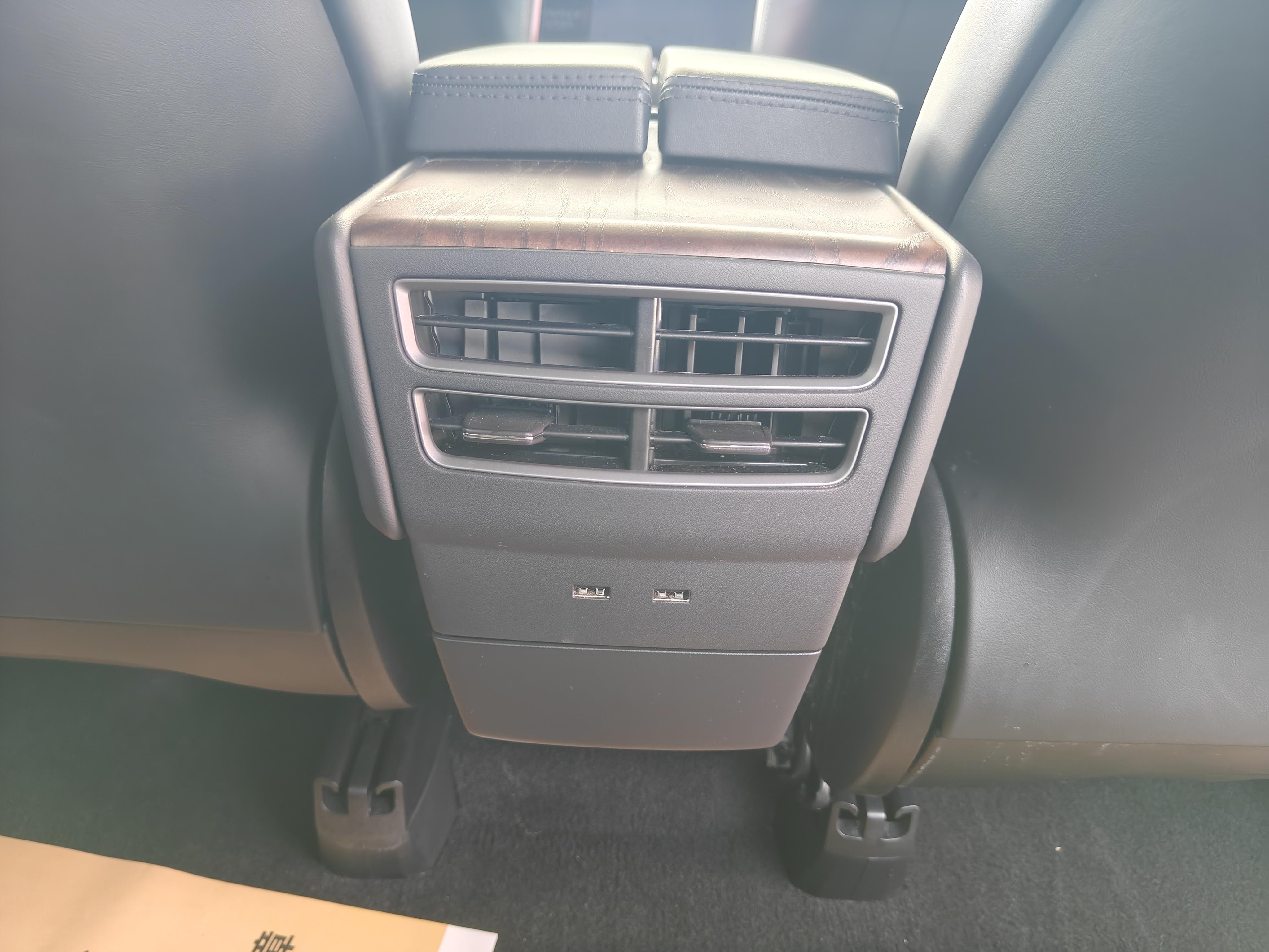 Tesla Model X 2019 thumb 8