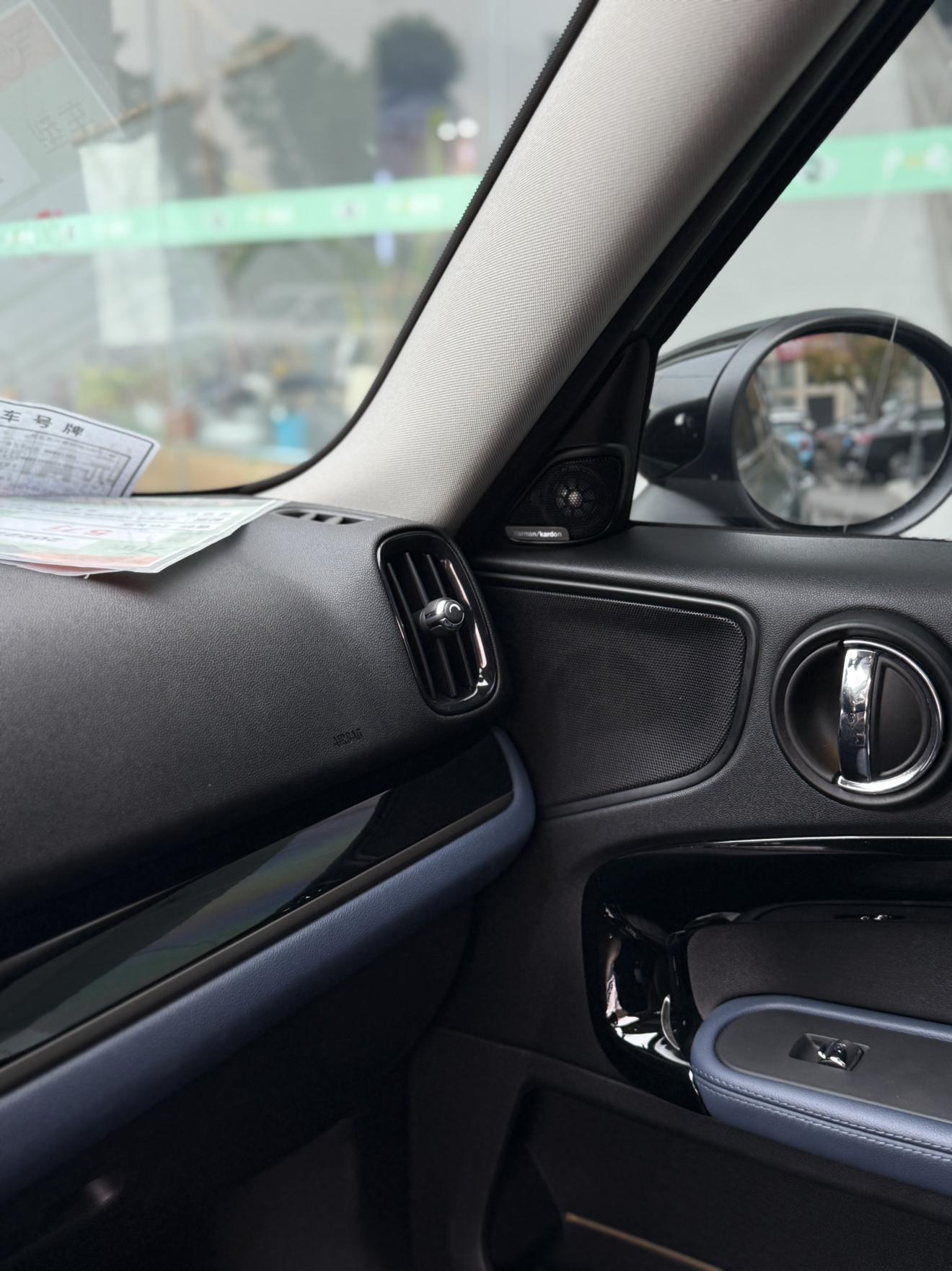 Mini Countryman 2022 thumb 8