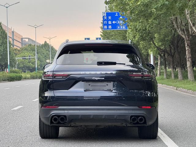 Porsche Cayenne 2019 thumb 2