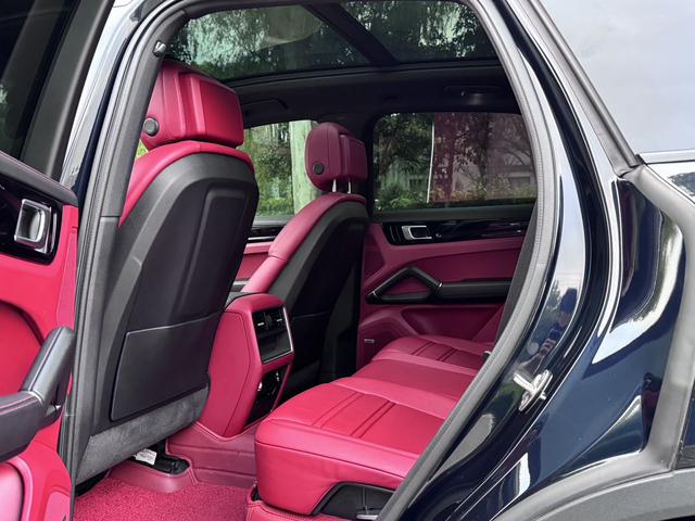 Porsche Cayenne 2019 thumb 4