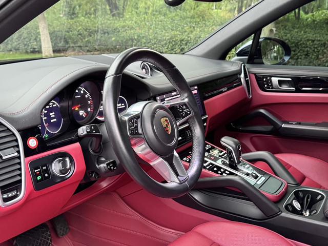 Porsche Cayenne 2019 thumb 10
