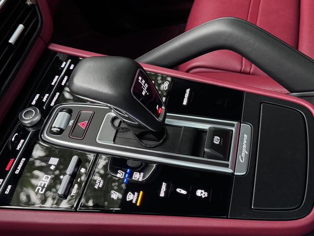 Porsche Cayenne 2019 thumb 12