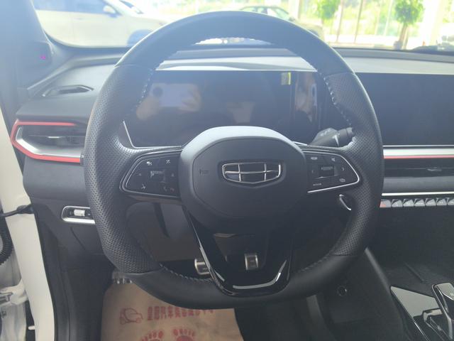 Geely Binyue 2022 thumb 5