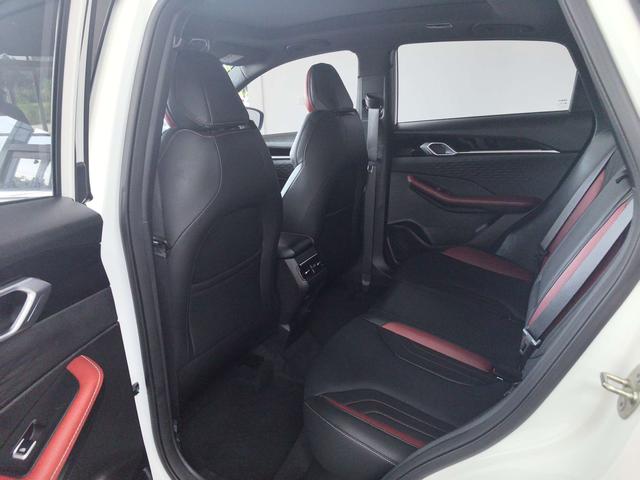 Geely Binyue 2022 thumb 6
